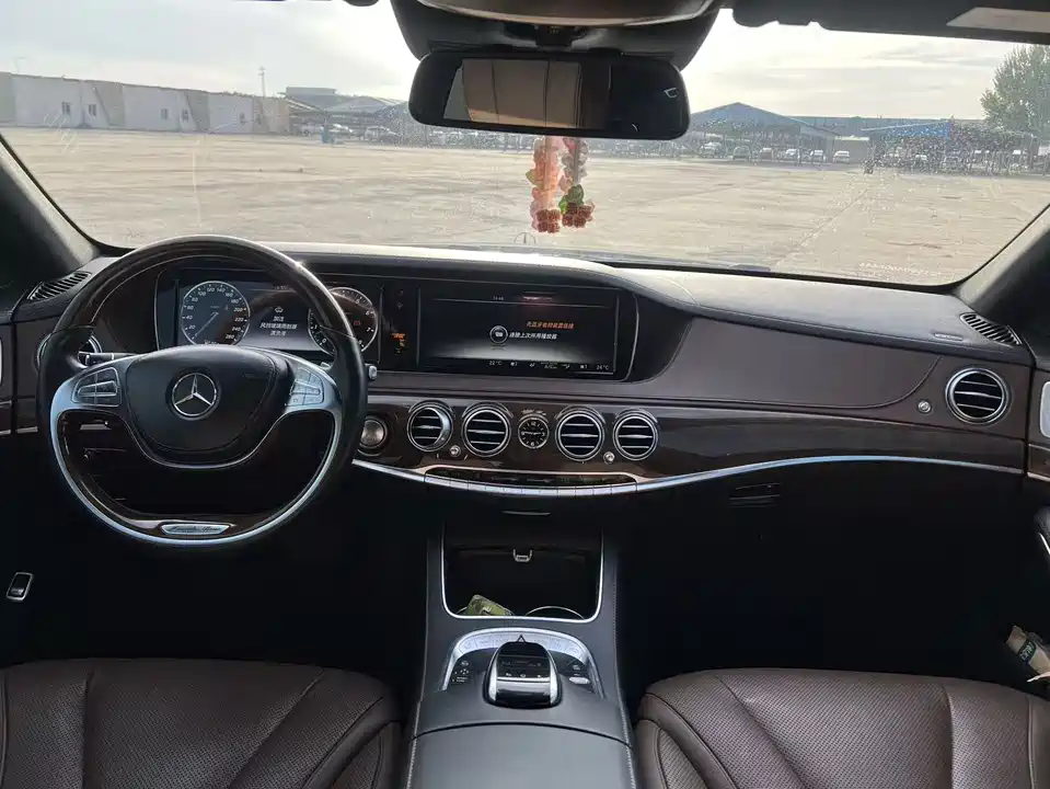 Mercedes-Benz S-class Mercedes-Benz S-class