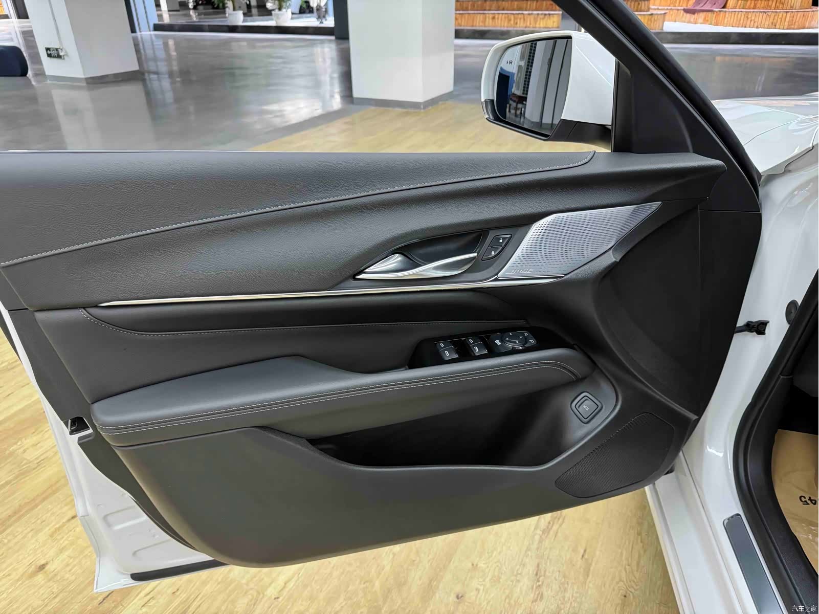 Cadillac CT4, 2023 8
