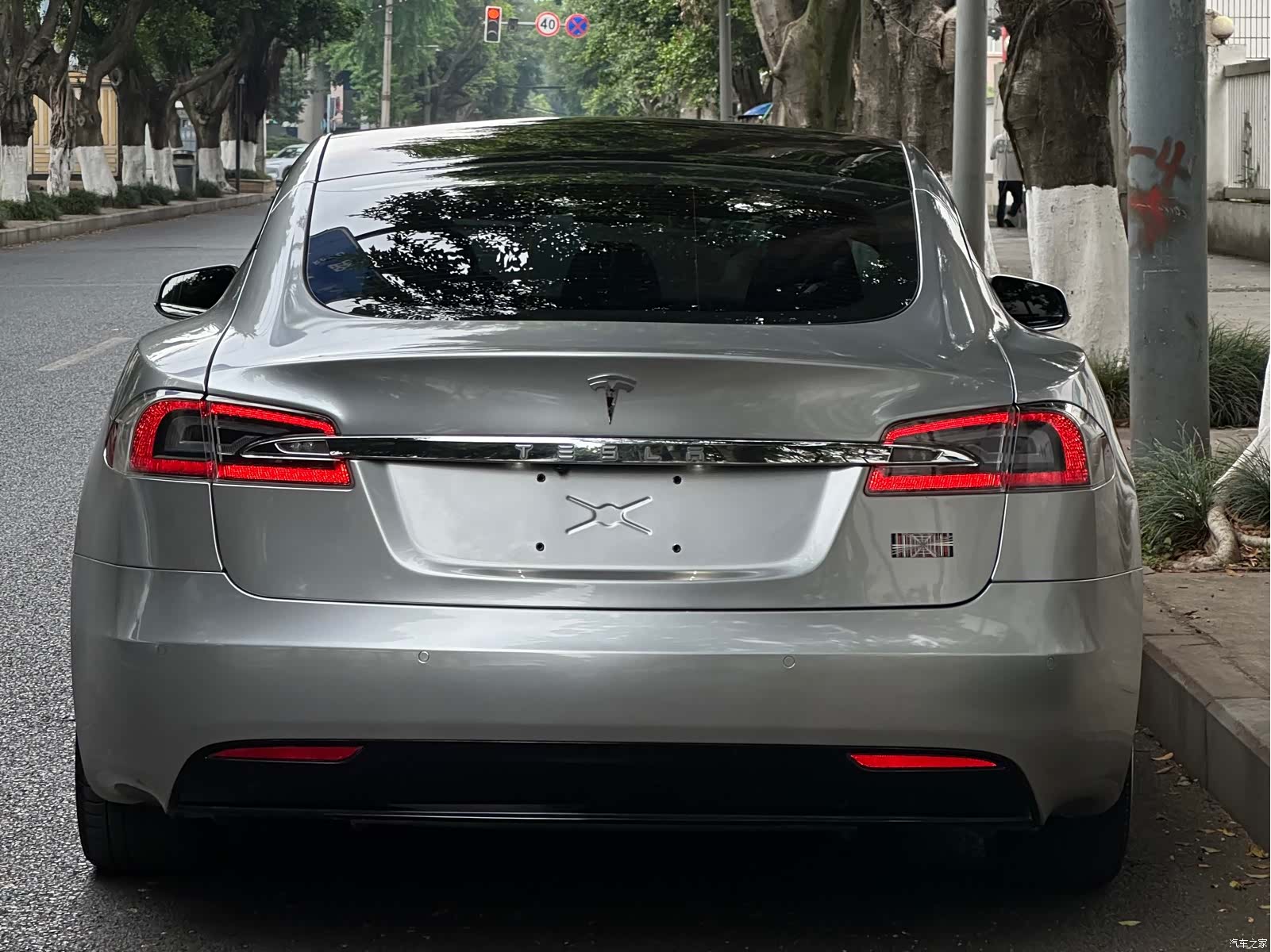 Tesla Model S, 2017 4