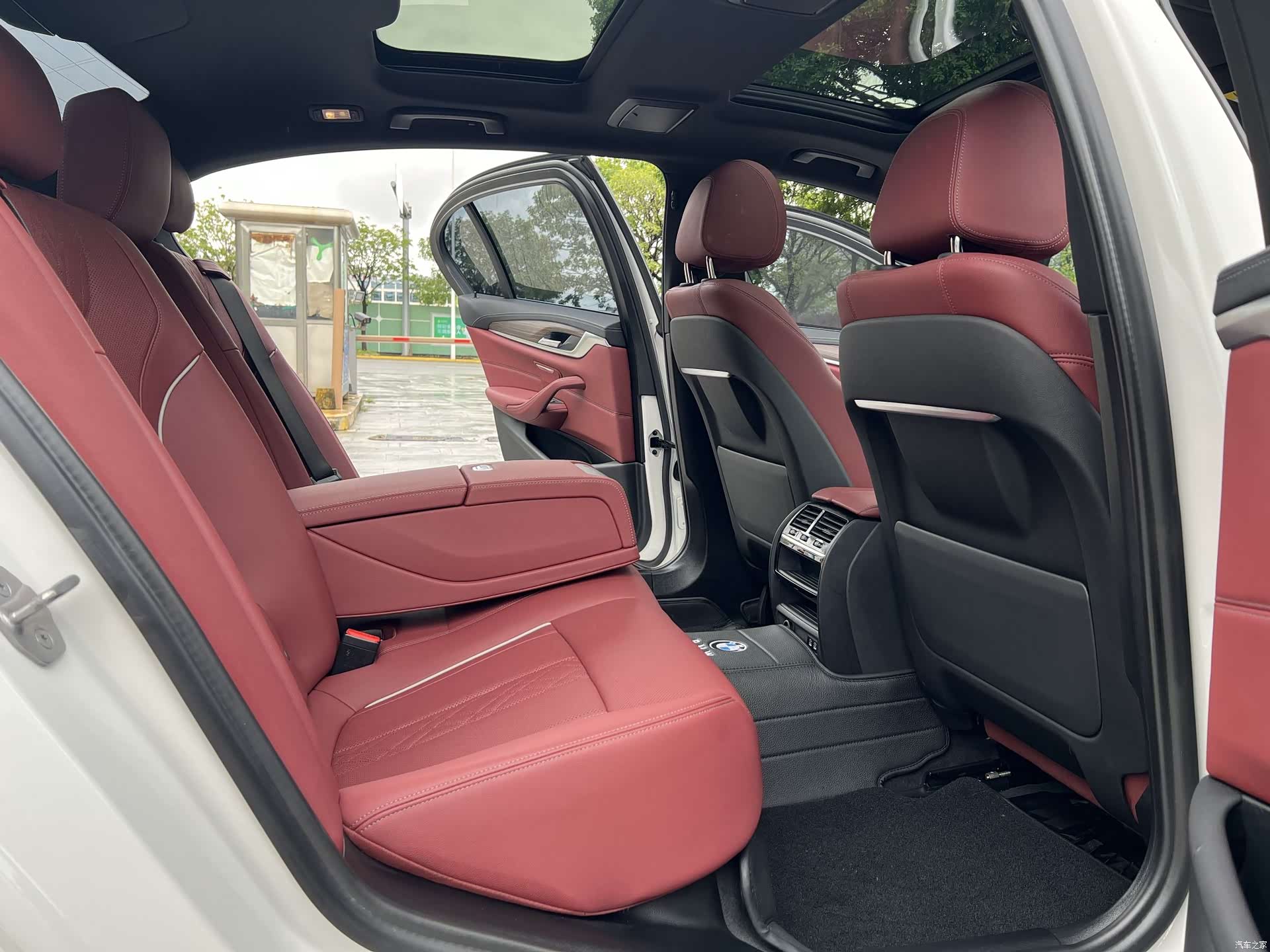 BMW 5 Series, 2022 16