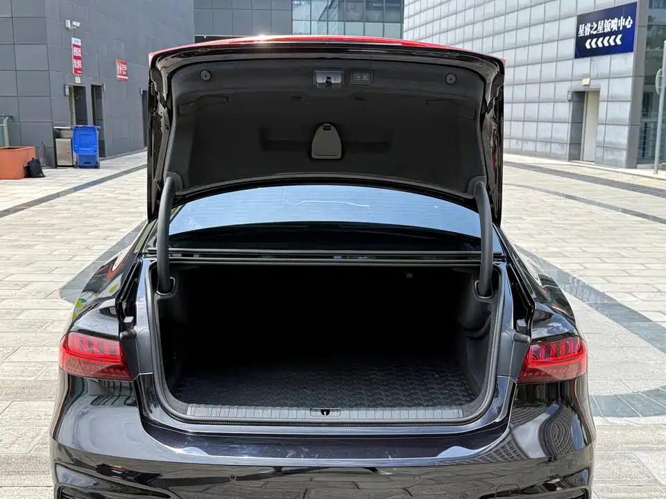 Audi A7L Audi A7L