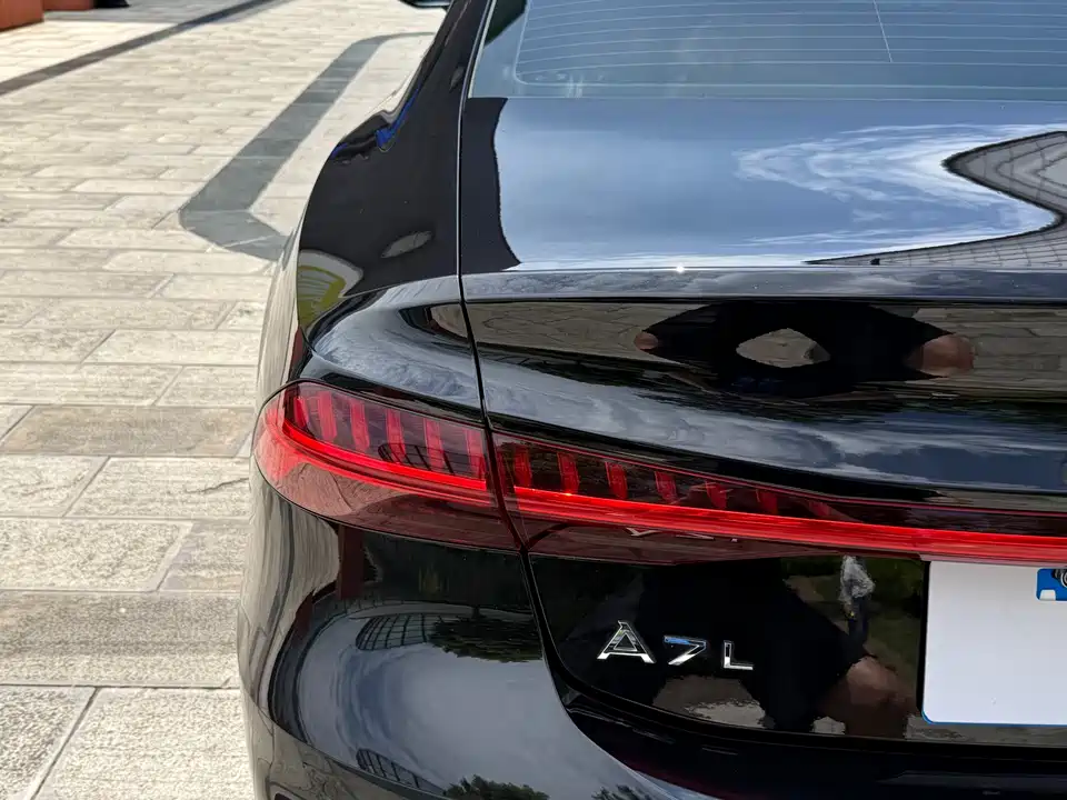 Audi A7L Audi A7L
