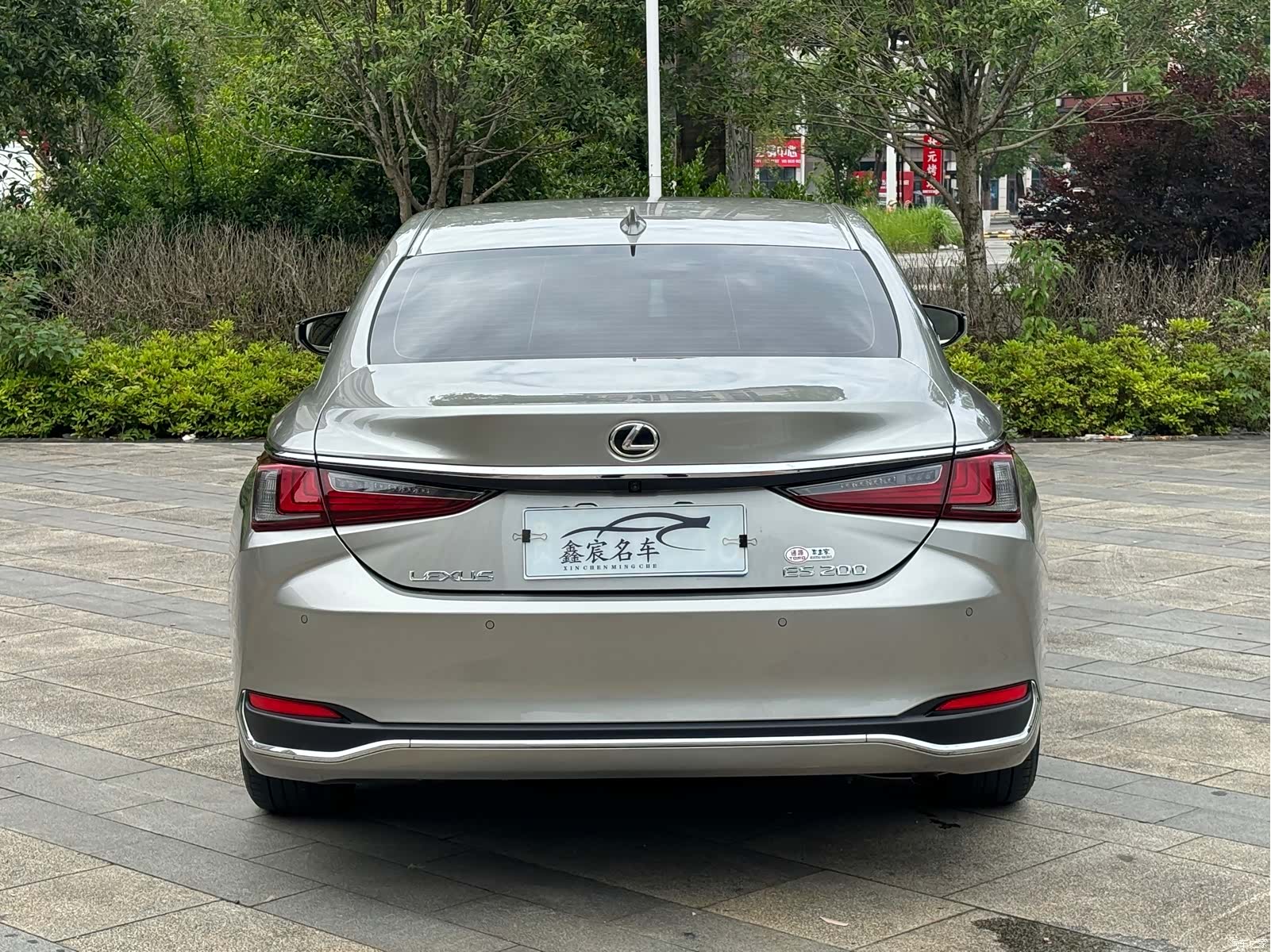 Lexus ES, 2023 9