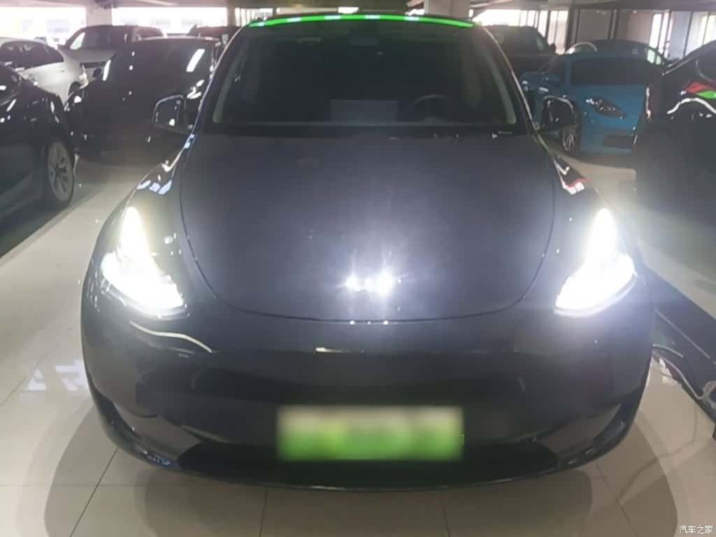 Tesla Model Y, 2024 3