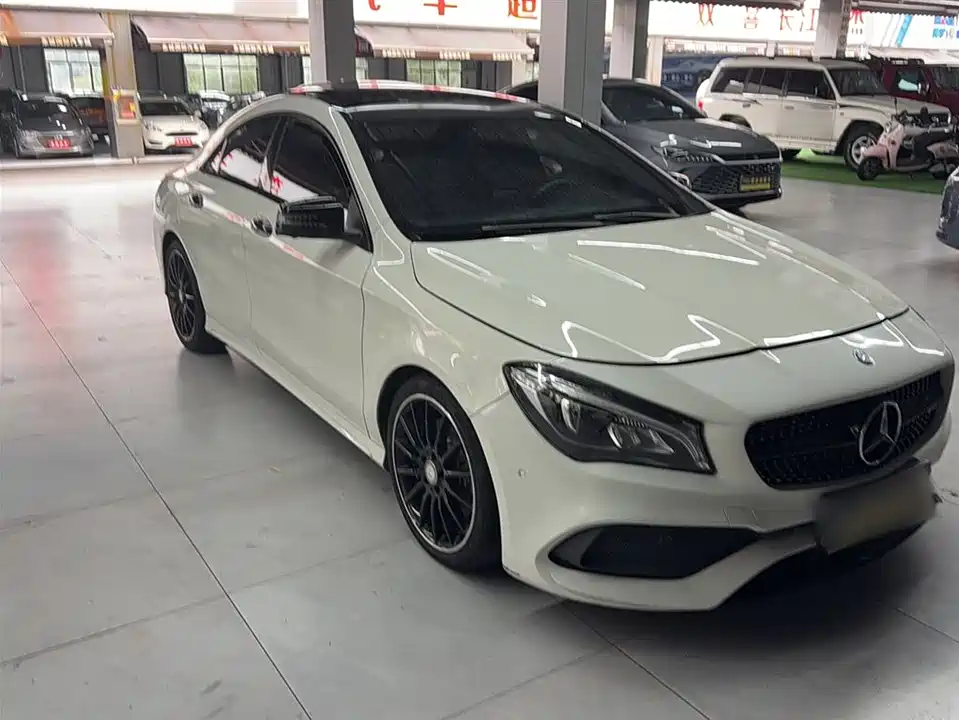 Mercedes-Benz CLA