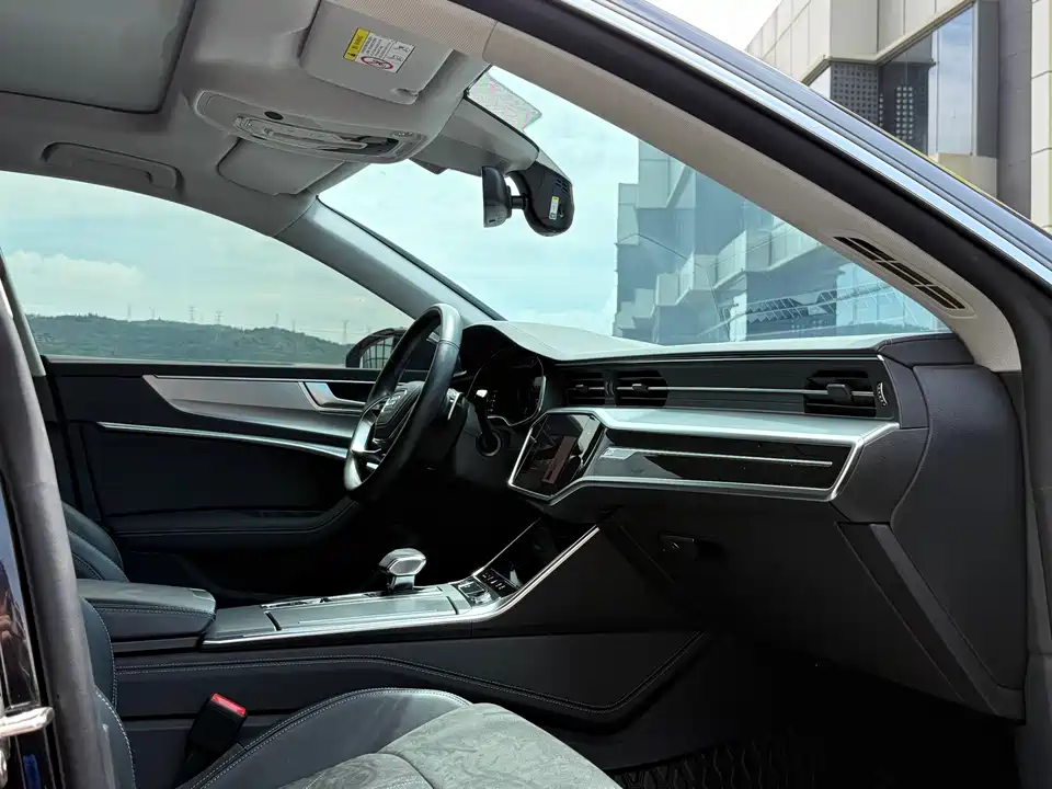 Audi A7L Audi A7L