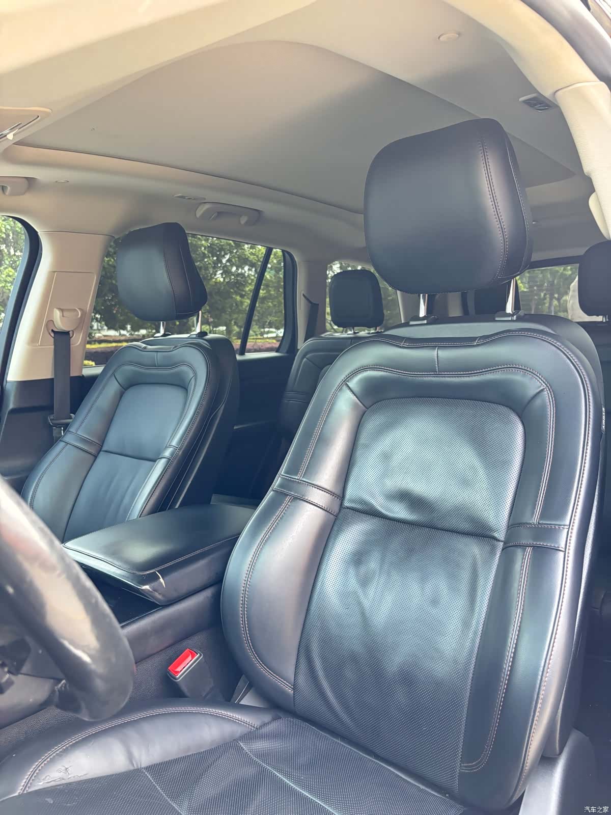 Lincoln Aviator, 2021 11