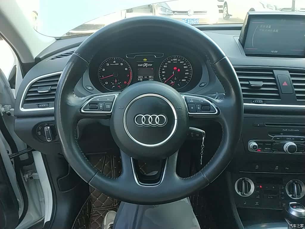 Audi Q3, 2015 11