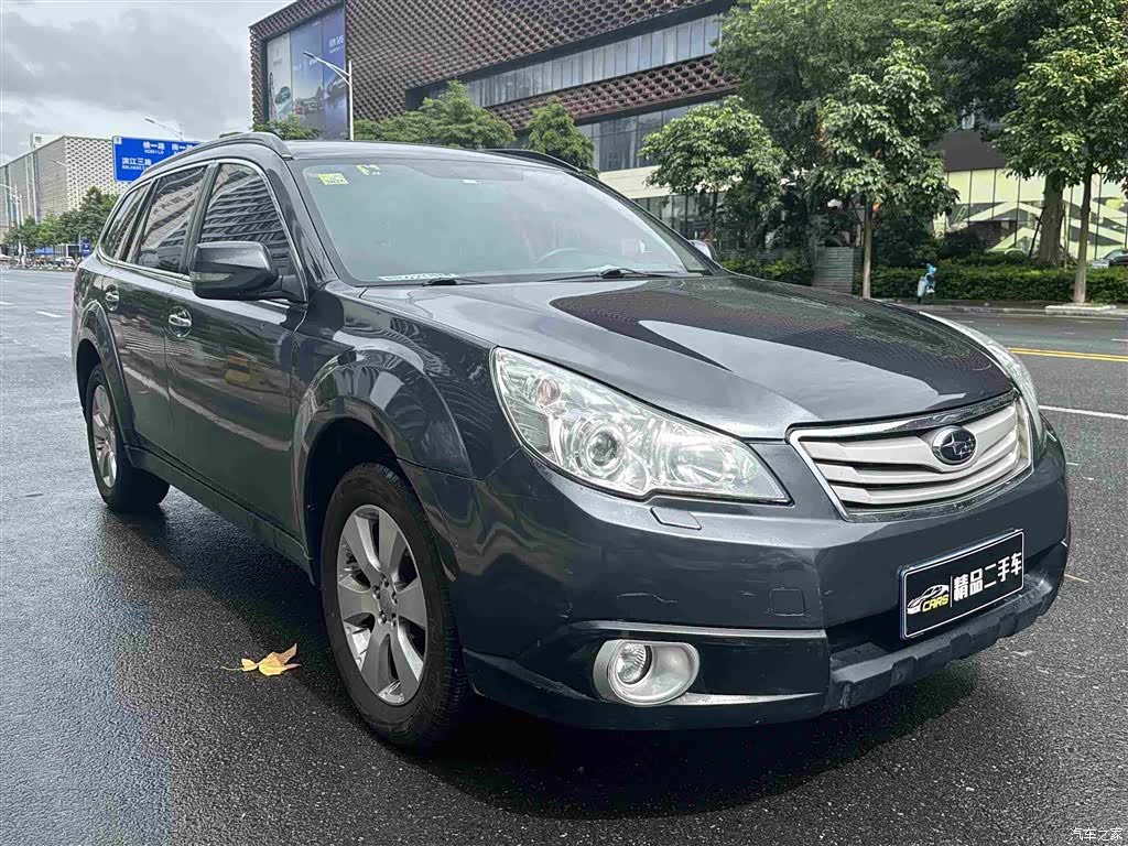 Subaru Outback, 2010 3