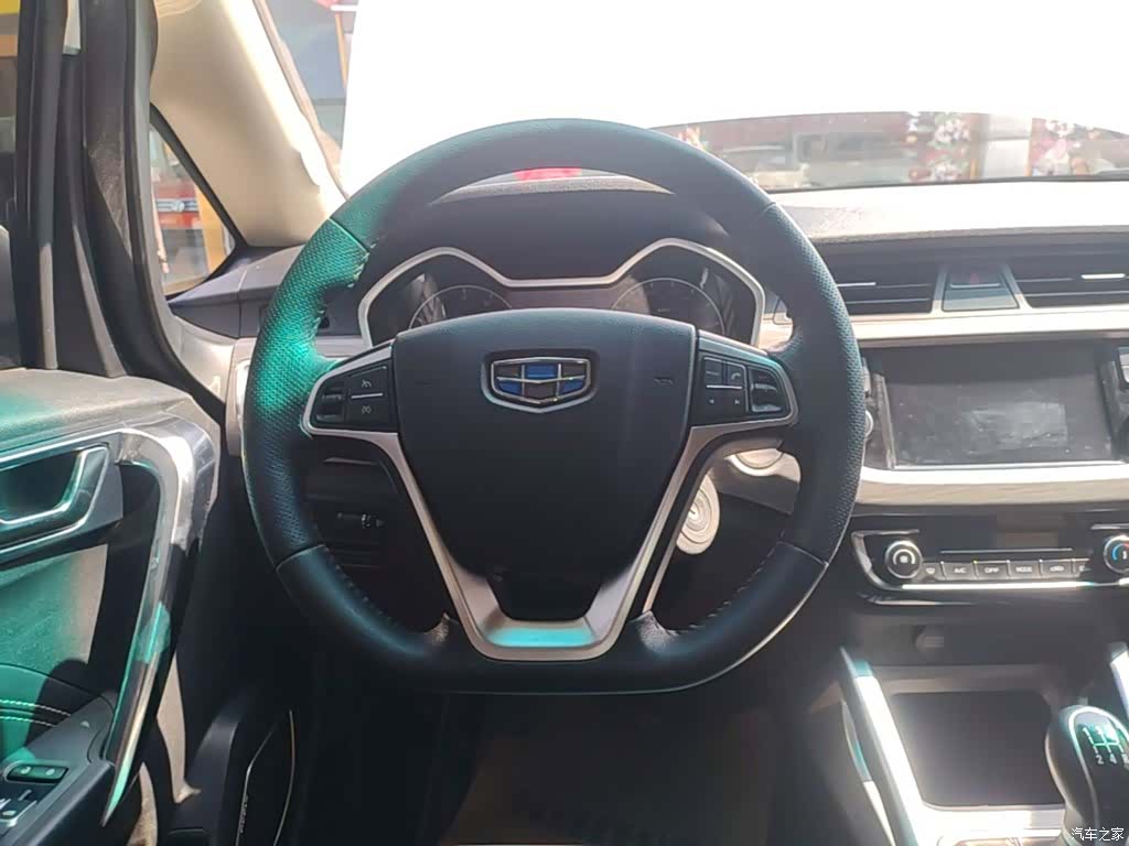 Geely X3, 2017 11