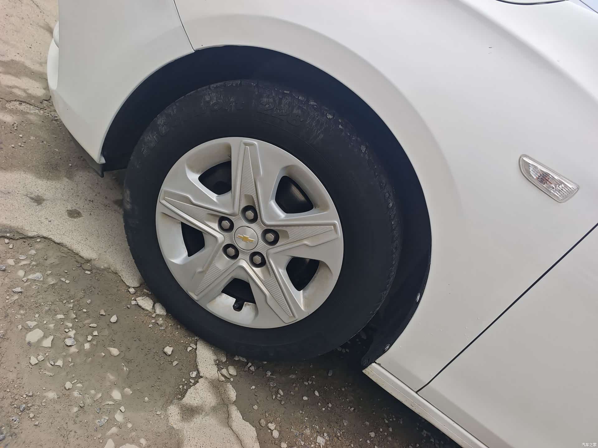 Chevrolet 320, 2019 8