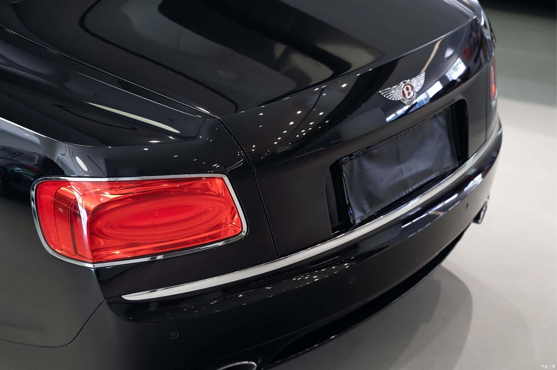Bentley Flying Spur, 2018 10