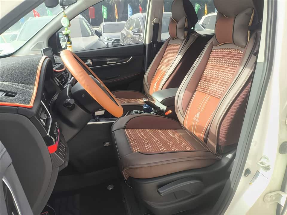 Forthing Popular SX6