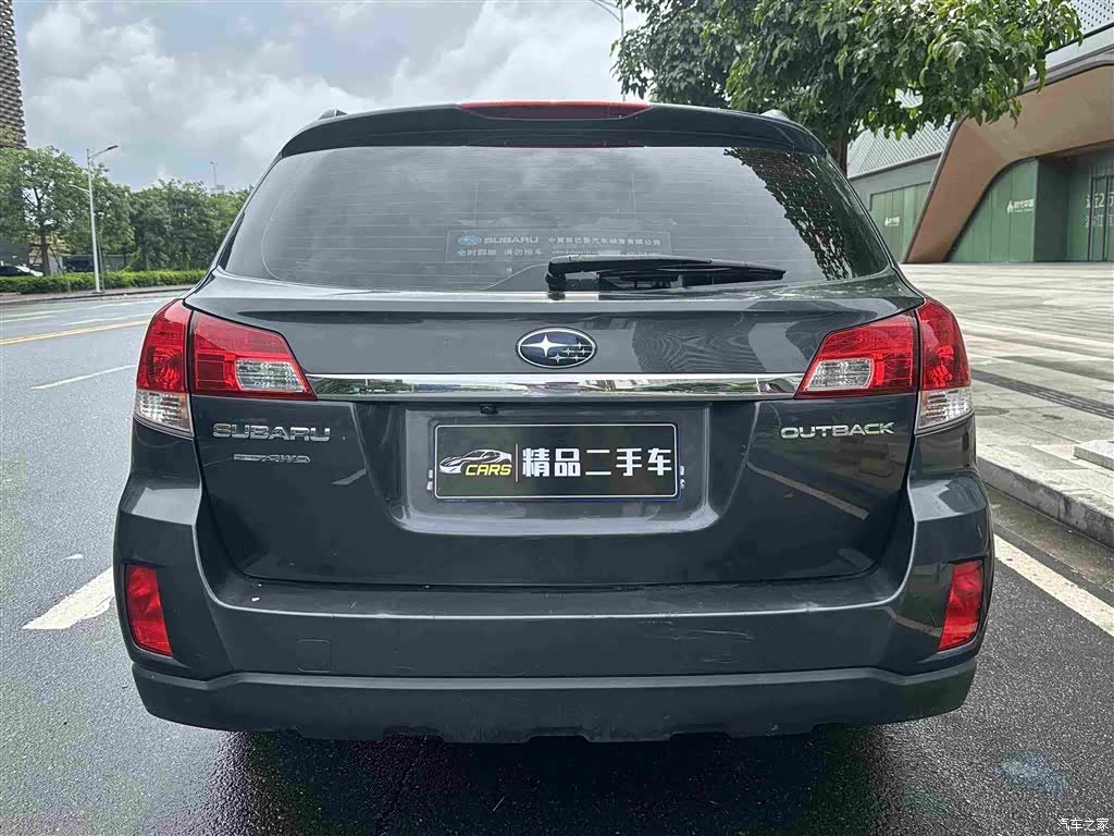 Subaru Outback, 2010 8
