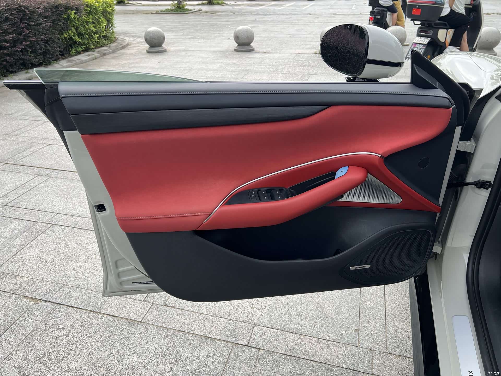 Xiaomi SU7, 2024 11