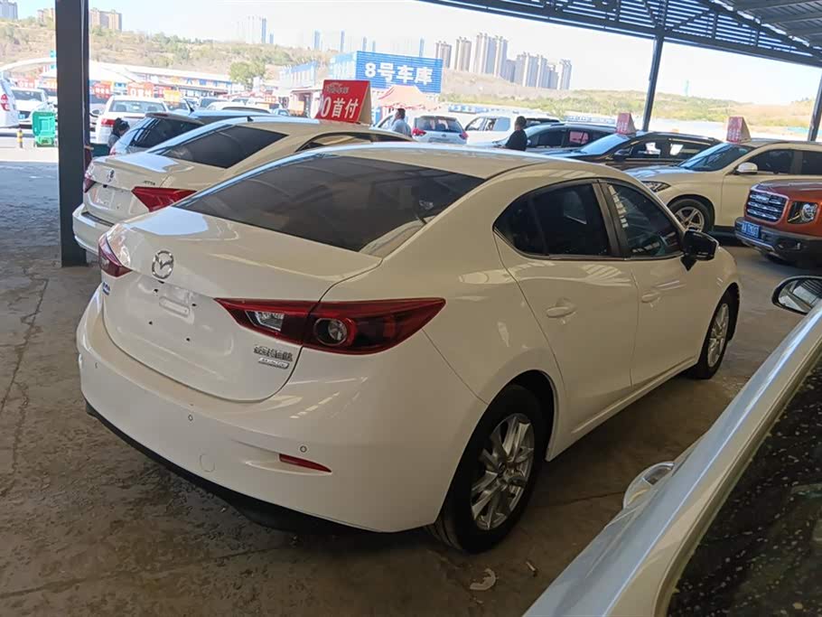 Mazda 3 Angkesaila