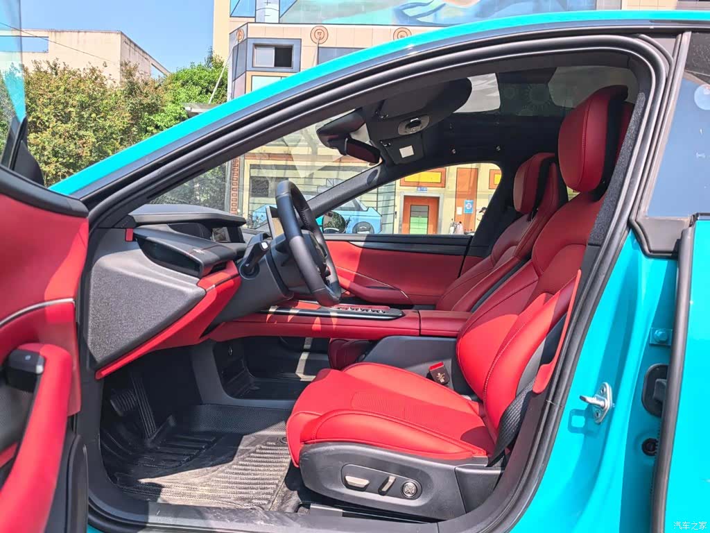 Xiaomi SU7, 2024 все фото