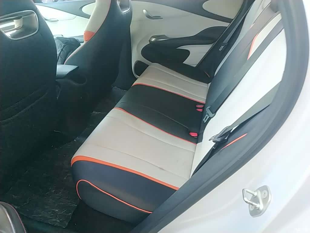 BYD Dolphin, 2021 17