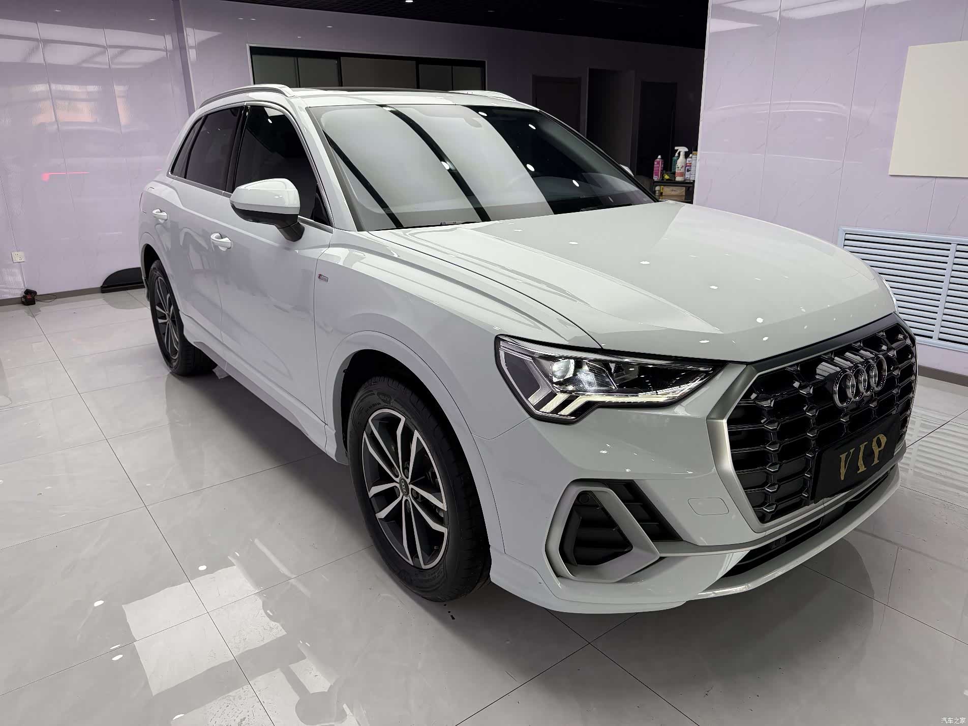 Audi Q3, 2022 все фото