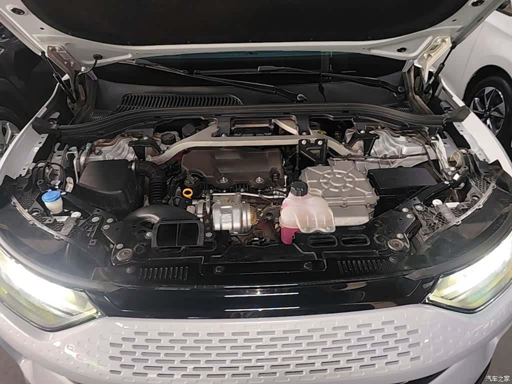 Leapmotor C11, 2023 16