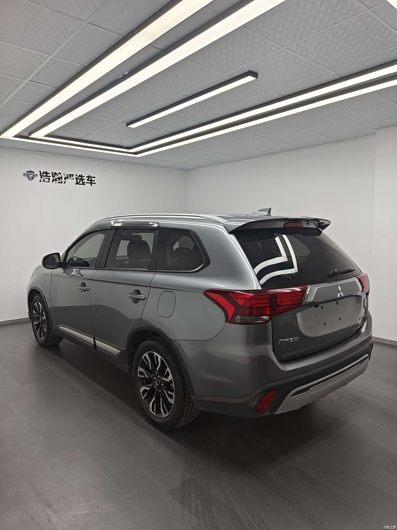 Mitsubishi Outlander, 2020 4