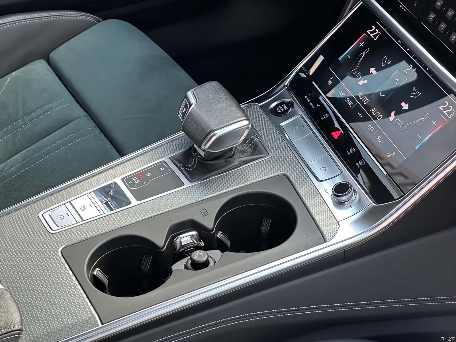 Audi A6, 2021 все фото