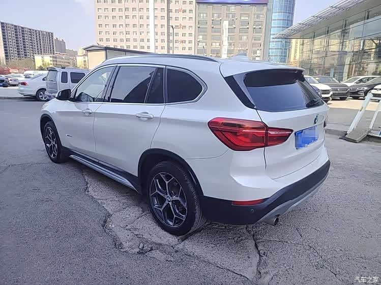 BMW X1, 2018 все фото