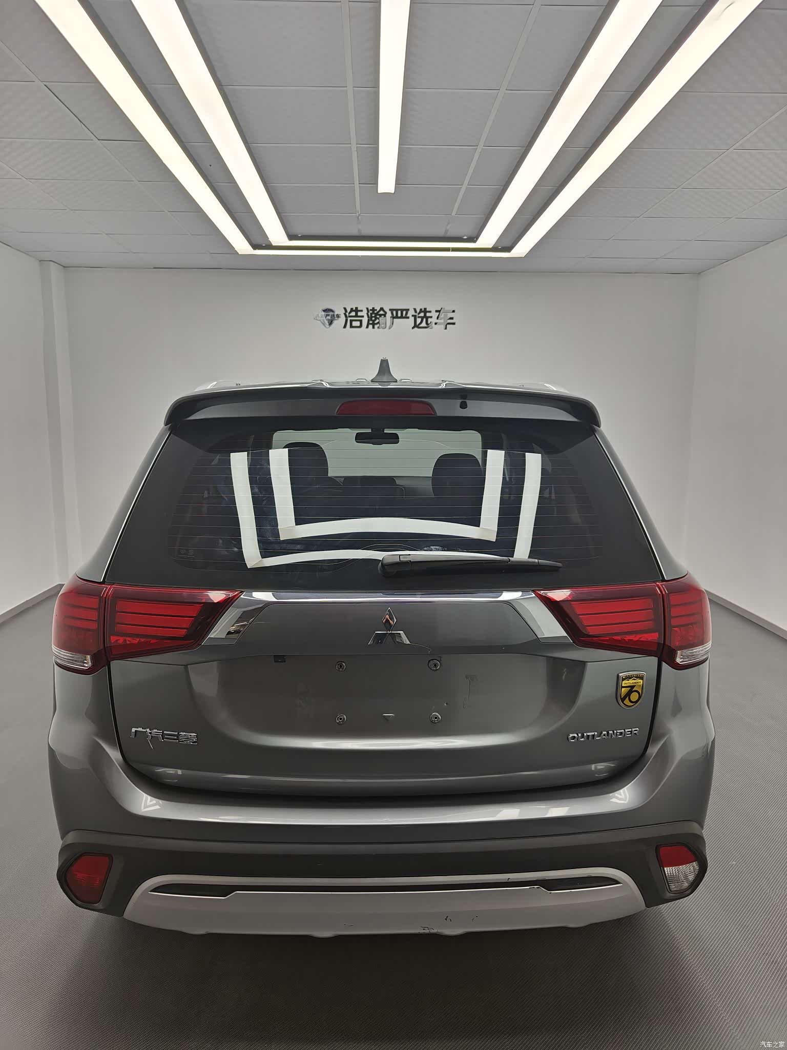 Mitsubishi Outlander, 2020 все фото
