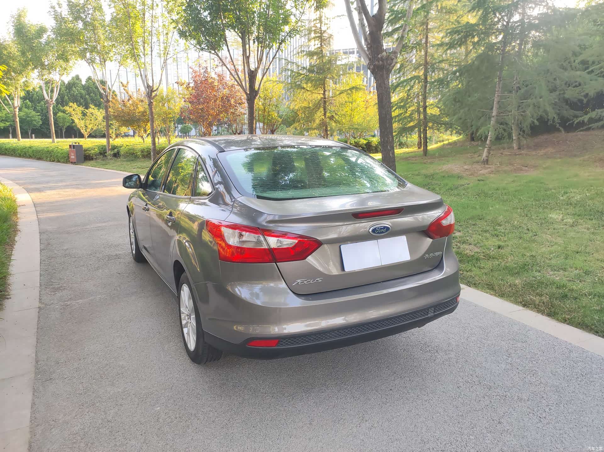 Ford Focus, 2013 9