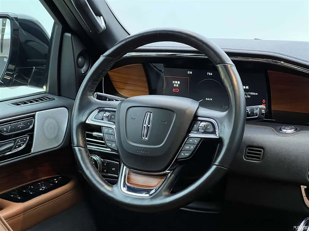 Lincoln Navigator, 2019 16