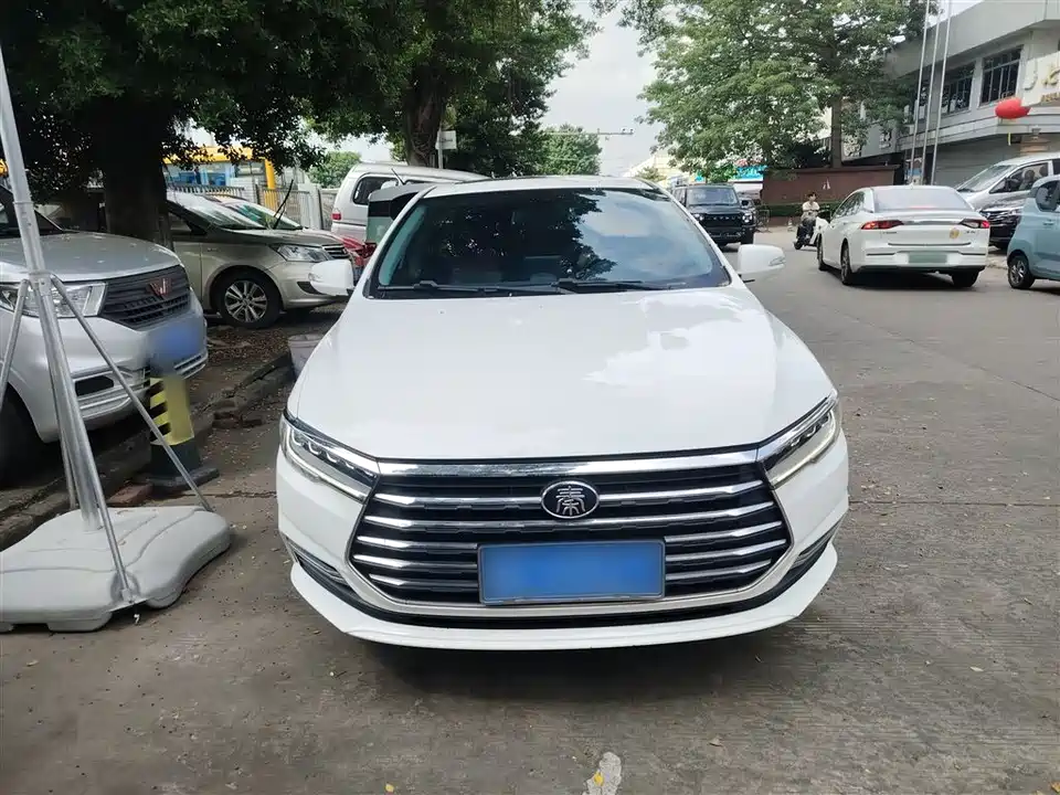 BYD Qin