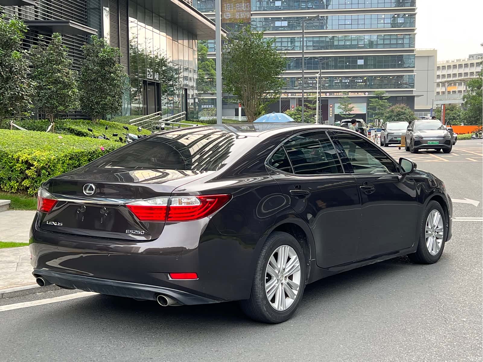 Lexus ES, 2014 8
