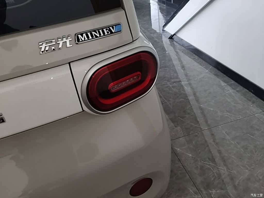 Wuling MINIEV, 2024 8