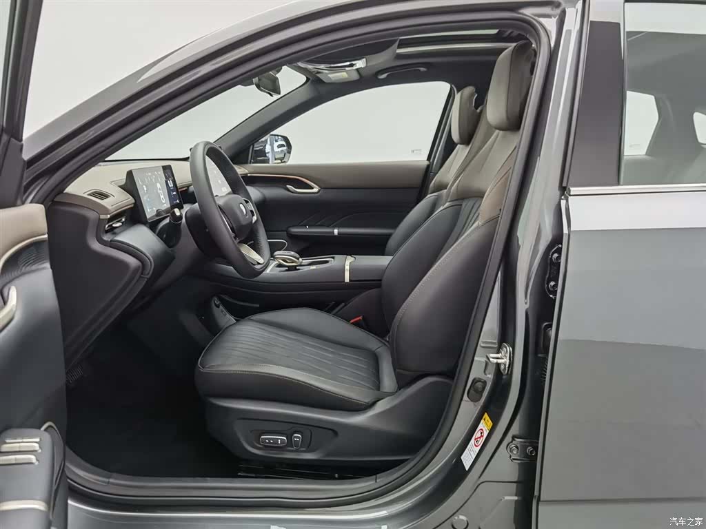 Changan Eado, 2025 10