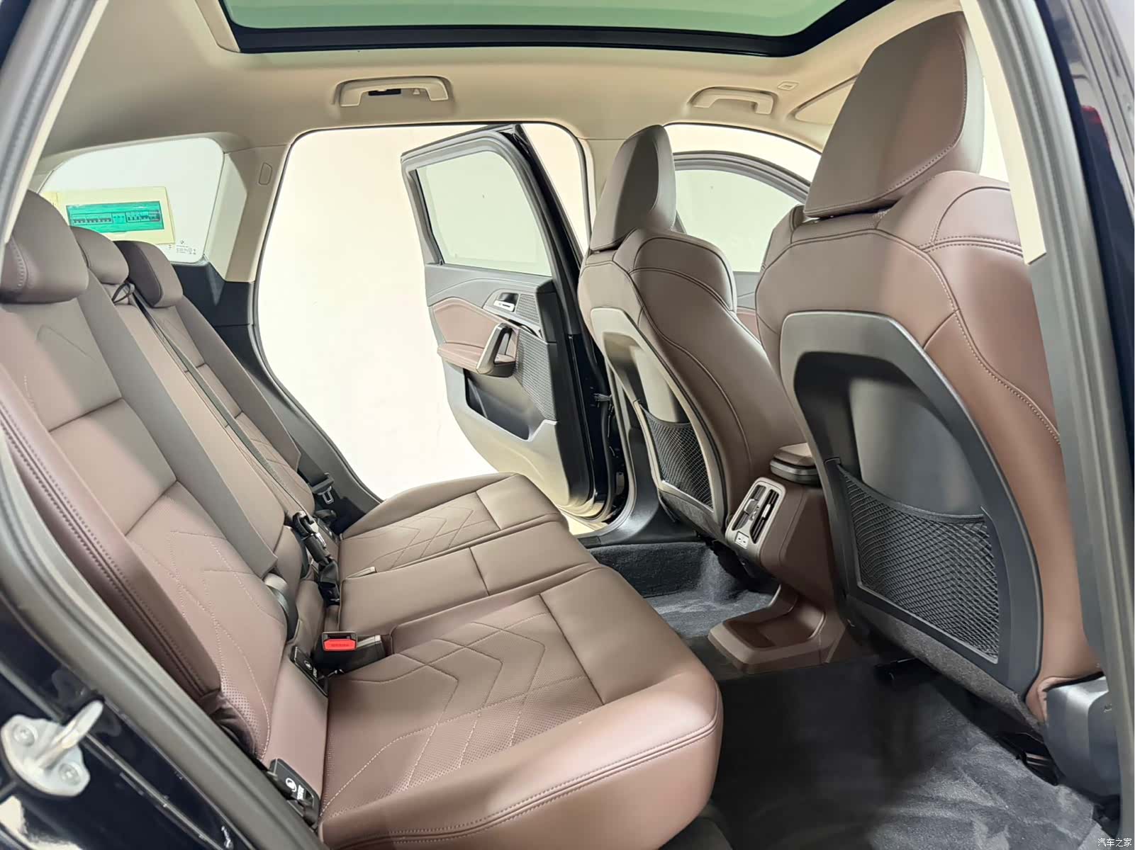 BMW X1, 2023 11