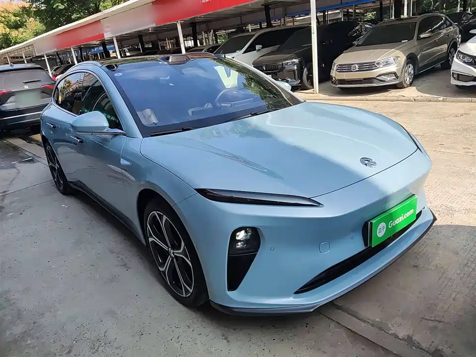 NIO ET5T