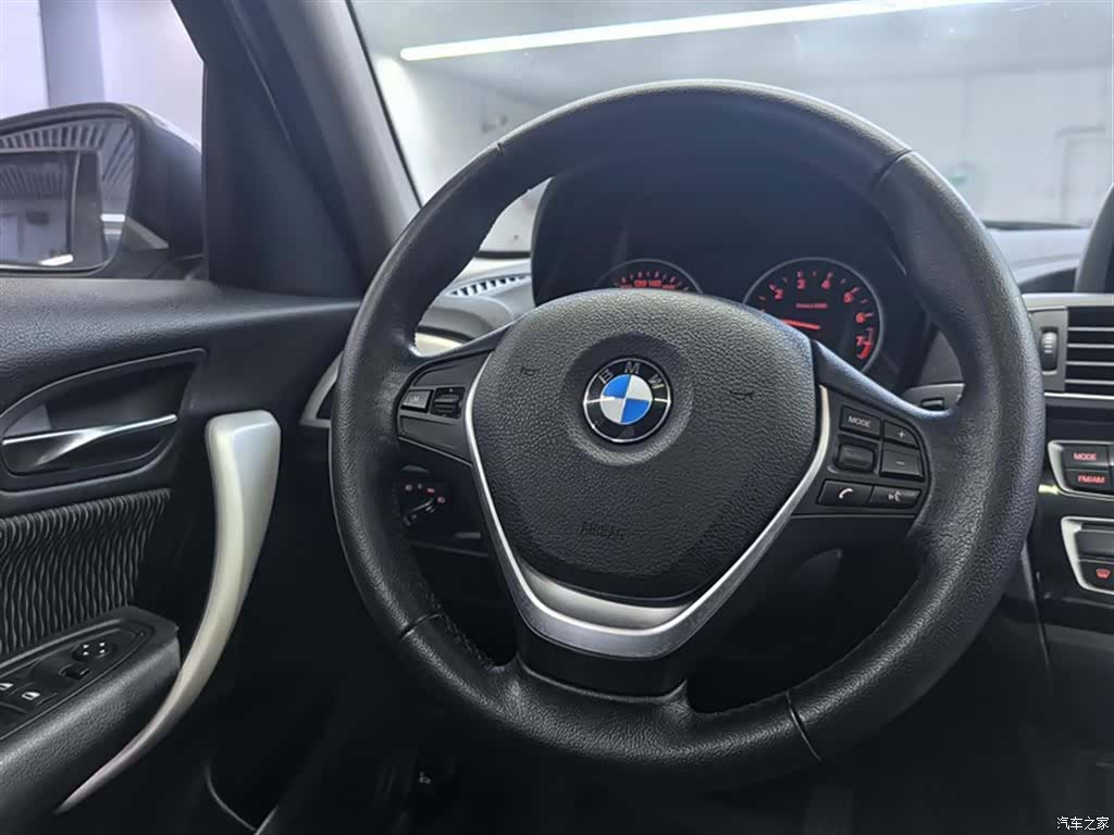 BMW 1 Series, 2016 6