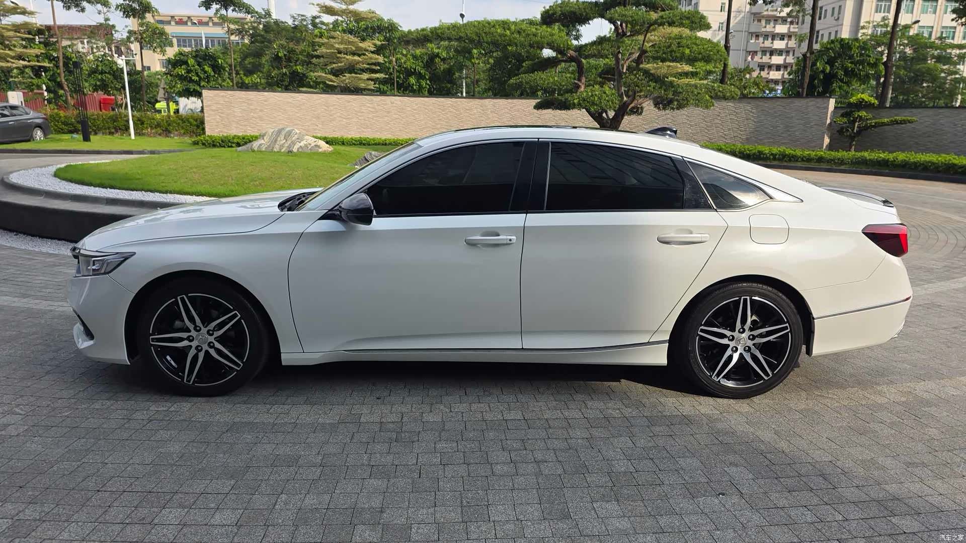 Honda Accord, 2022 4