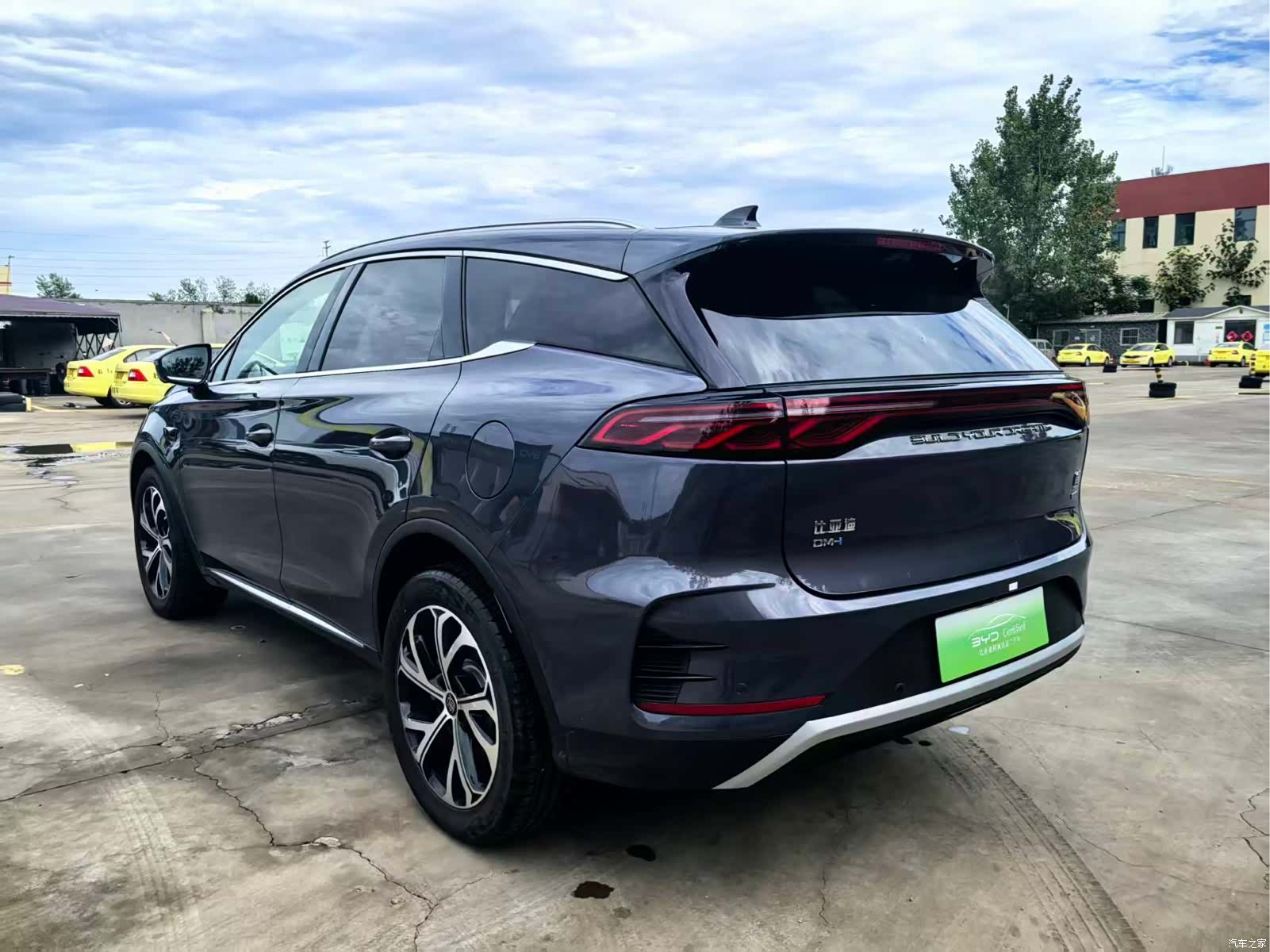BYD Tang, 2025 все фото