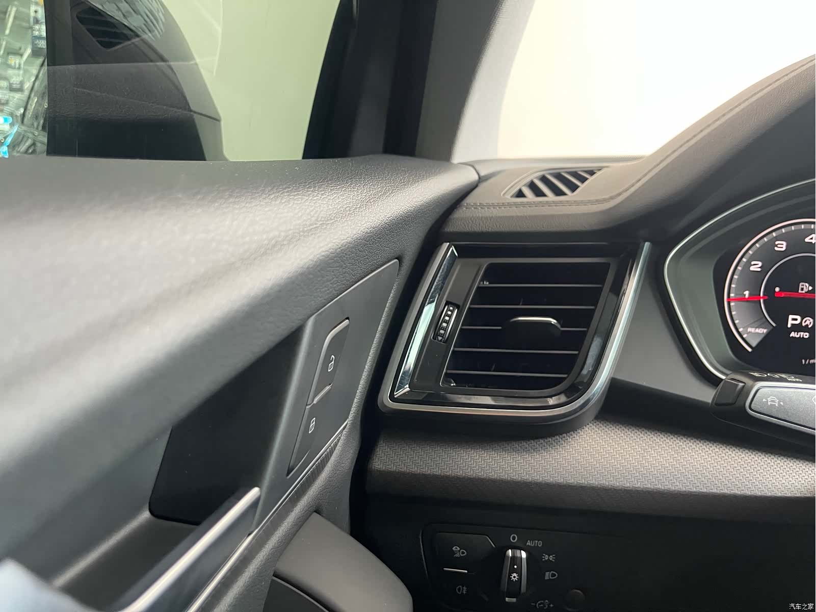Audi Q5L, 2023 13