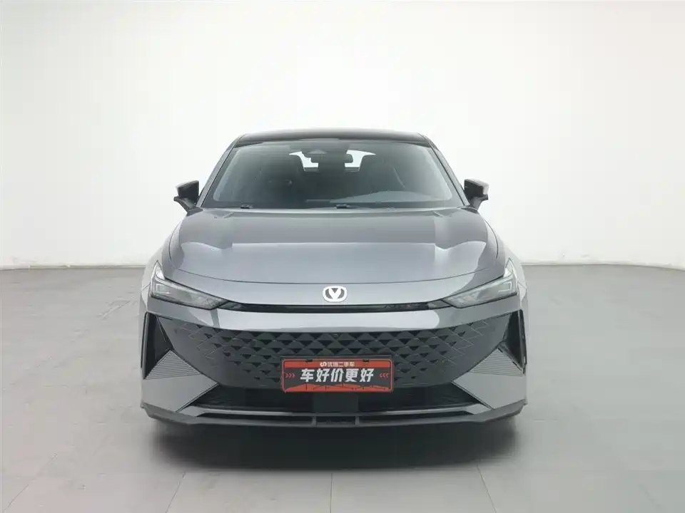 Changan UNI-V Smart iDD