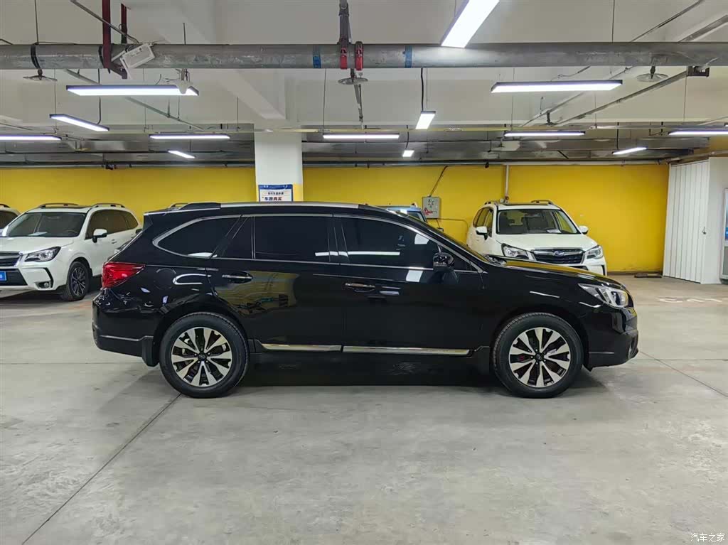 Subaru Outback, 2015 все фото