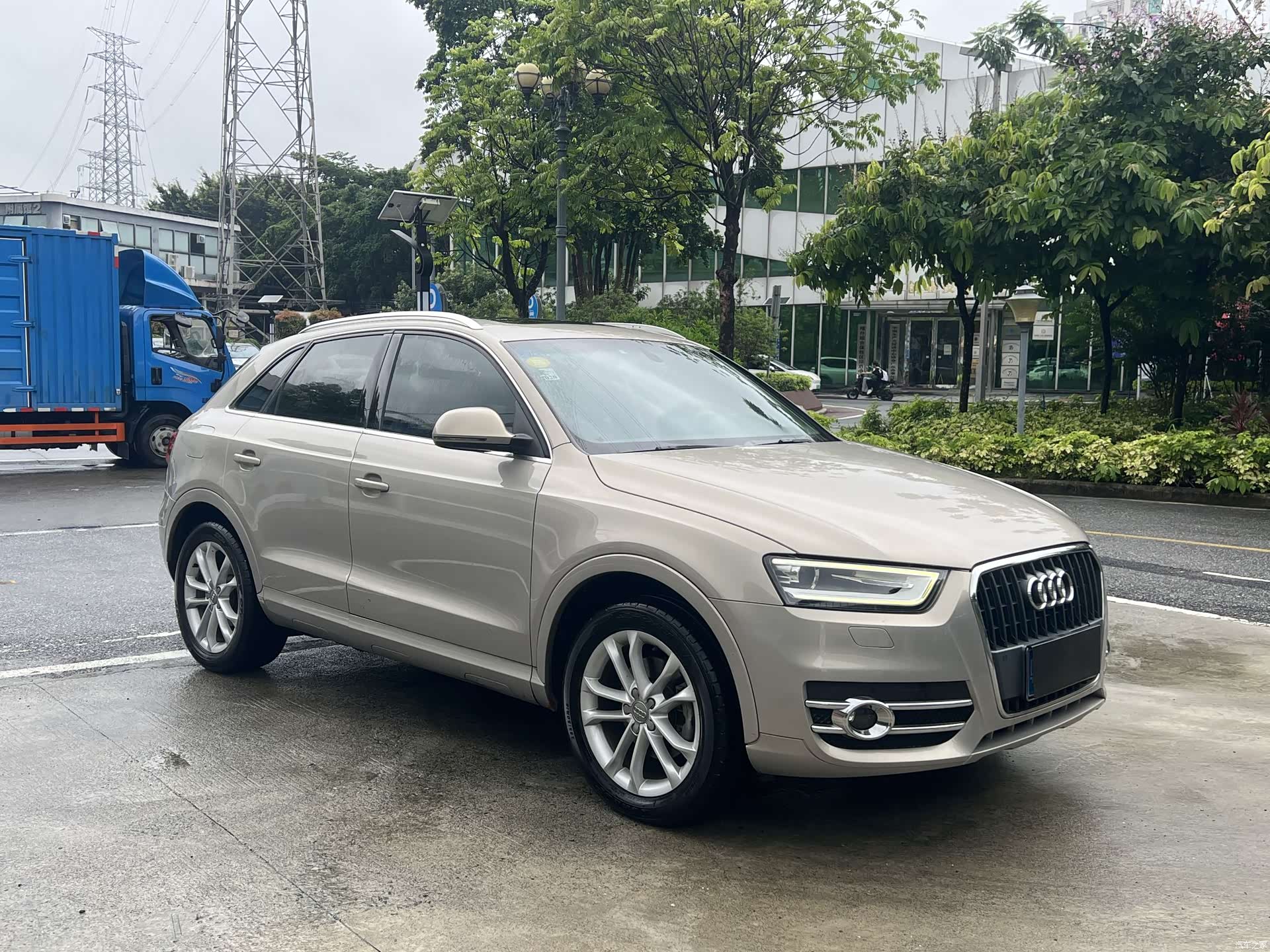 Audi Q3, 2016 2
