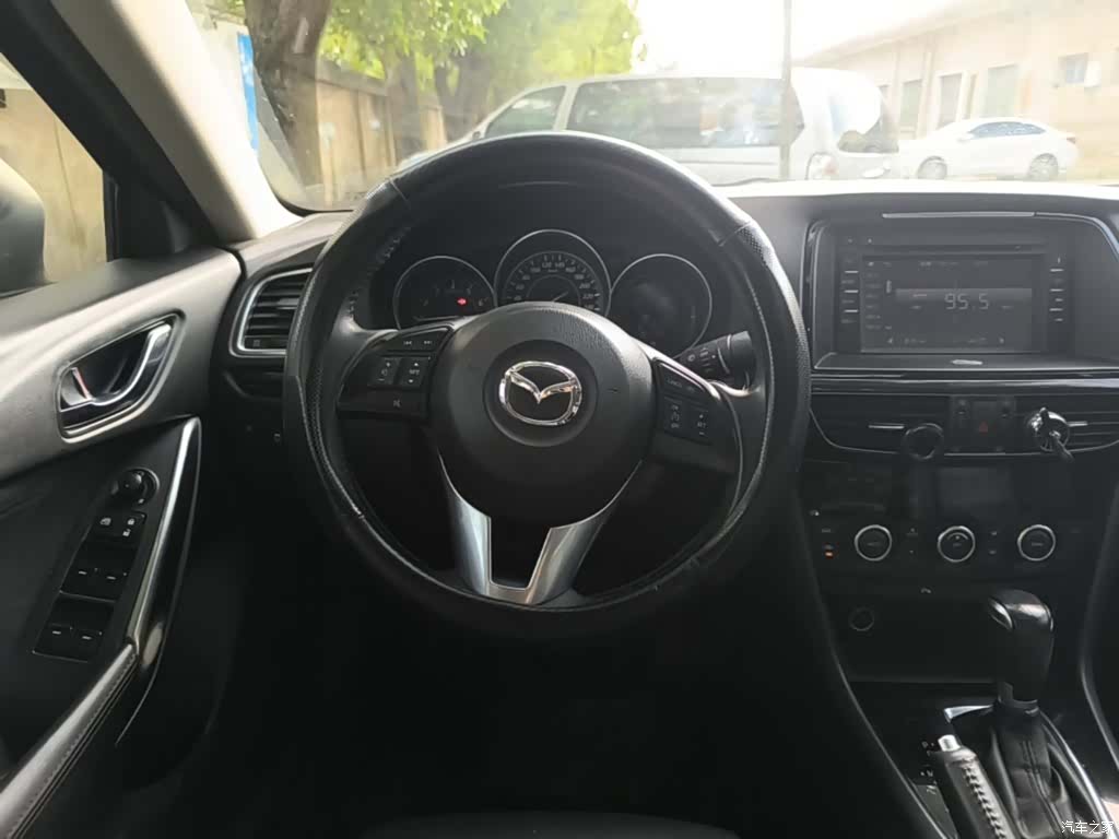 Mazda Atenza, 2016 7