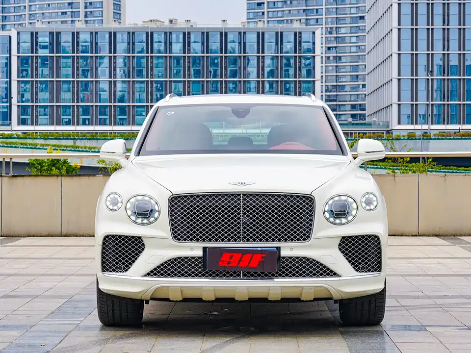 Bentley Tim Yue