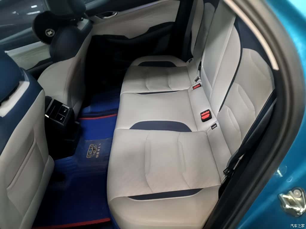 Geely Preface, 2022 17