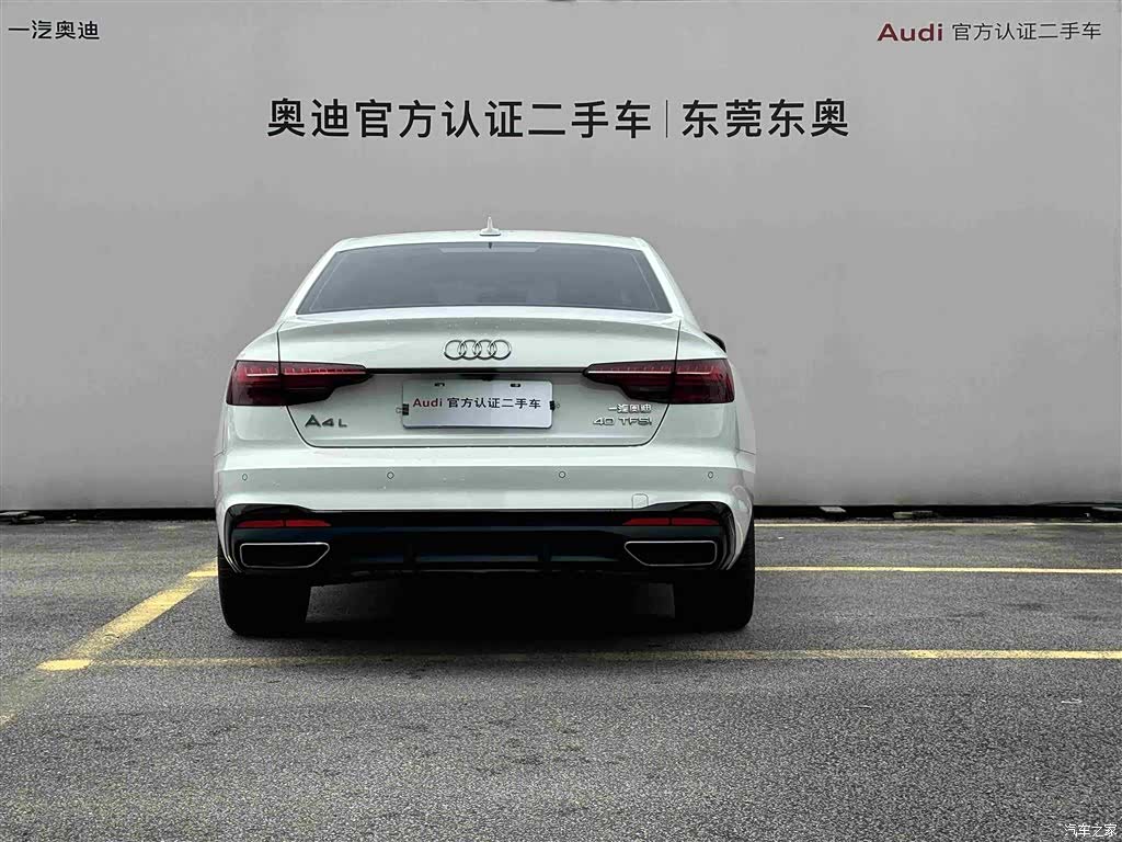 Audi A4L, 2023 все фото