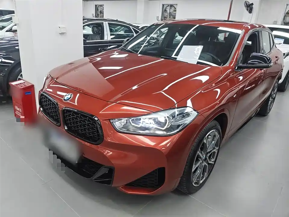 BMW X2