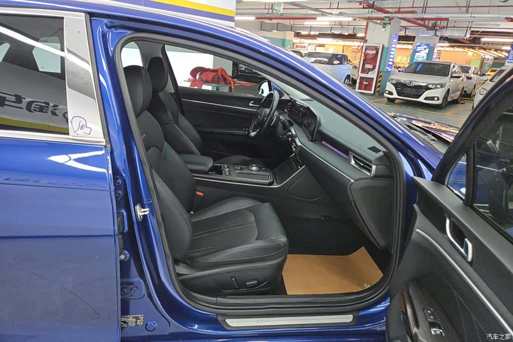 Kia K5, 2022 8