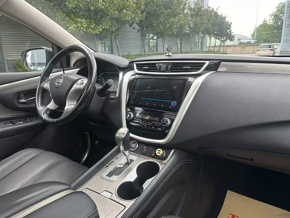 Nissan Loulan Nissan Loulan